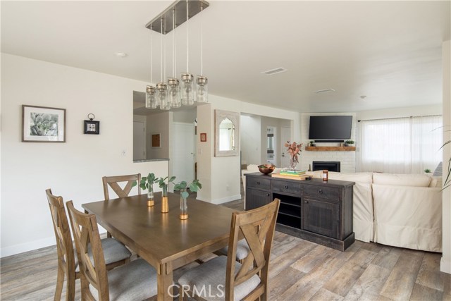 1107 Rindge Lane, Redondo Beach, California 90278, 3 Bedrooms Bedrooms, ,2 BathroomsBathrooms,Residential,Sold,Rindge,SB19170544