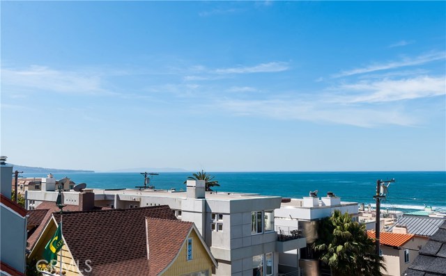 Panoramic ocean views including Palos Verdes, Catalina and white water.