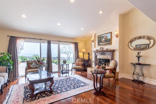 5405 Middlecrest Road, Rancho Palos Verdes, California 90275, 4 Bedrooms Bedrooms, ,3 BathroomsBathrooms,Residential,Sold,Middlecrest,PV18080454