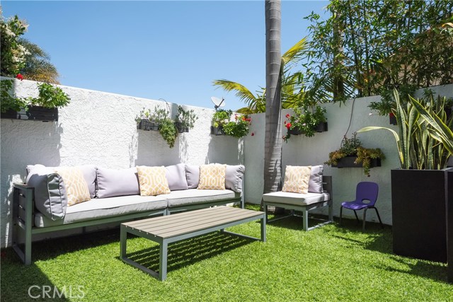 1510 Harper Avenue, Redondo Beach, California 90278, 4 Bedrooms Bedrooms, ,3 BathroomsBathrooms,Residential,Sold,Harper,SB20094082