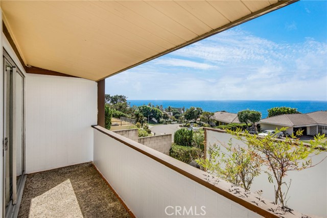 30026 Avenida Classica, Rancho Palos Verdes, California 90275, 4 Bedrooms Bedrooms, ,3 BathroomsBathrooms,Residential,Sold,Avenida Classica,PV18221072