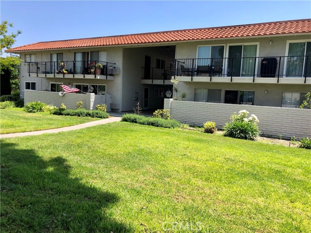 Photo of 2298 VIA PUERTA #B, Laguna Woods, CA 92637