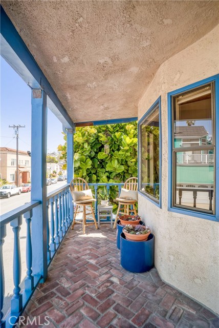408 Longfellow Avenue, Hermosa Beach, California 90254, 2 Bedrooms Bedrooms, ,2 BathroomsBathrooms,Residential,Sold,Longfellow,SB18112433