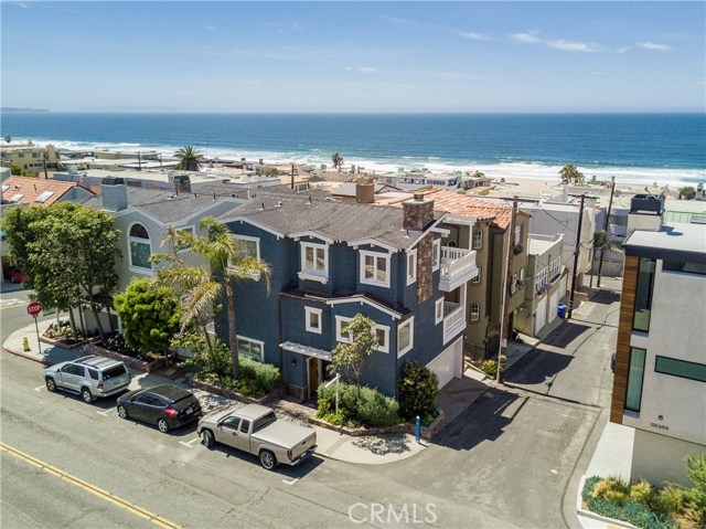 232 5th Place, Manhattan Beach, California 90266, 3 Bedrooms Bedrooms, ,3 BathroomsBathrooms,Residential,Sold,5th,SB17090395