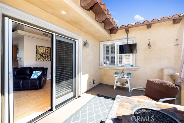 Balcony has Outdoor TV