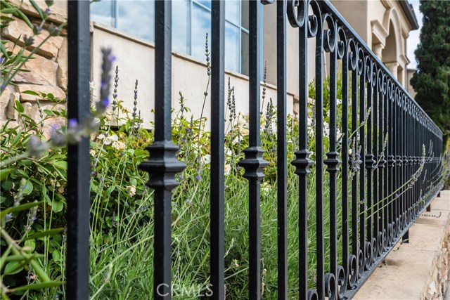 441 1st Street, Manhattan Beach, California 90266, 5 Bedrooms Bedrooms, ,4 BathroomsBathrooms,Residential,Sold,1st,SB19263313