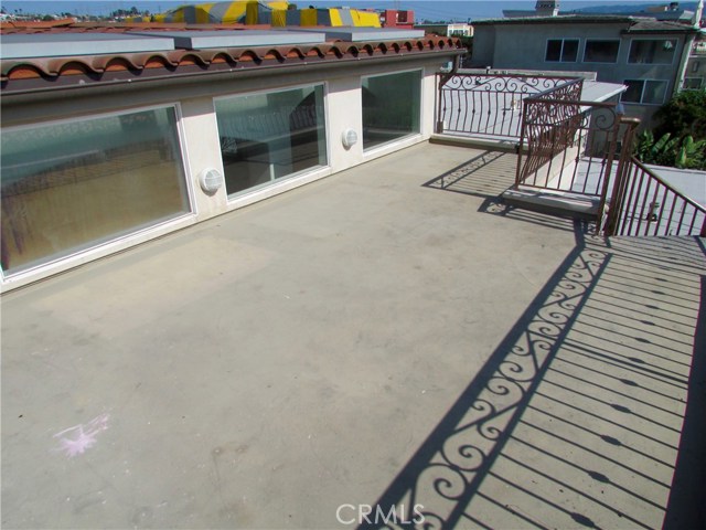 728 Sunset Drive, Hermosa Beach, California 90254, ,Residential Income,Sold,Sunset,SB18153868