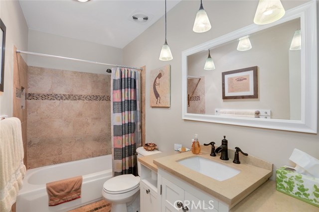 1723 Stanford Avenue, Redondo Beach, California 90278, 3 Bedrooms Bedrooms, ,2 BathroomsBathrooms,Residential,Sold,Stanford,SB19044326