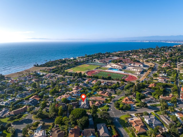 613 Yarmouth Road, Palos Verdes Estates, California 90274, 3 Bedrooms Bedrooms, ,1 BathroomBathrooms,Residential,Sold,Yarmouth,SB19091536