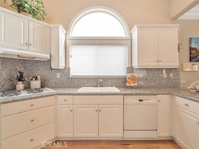 116 Juanita Avenue, Redondo Beach, California 90277, 3 Bedrooms Bedrooms, ,2 BathroomsBathrooms,Residential,Sold,Juanita,RS20193868