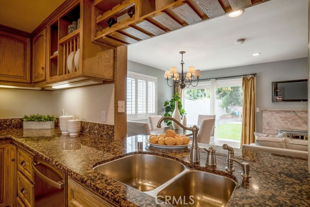 1902 Spreckels Lane, Redondo Beach, California 90278, 3 Bedrooms Bedrooms, ,2 BathroomsBathrooms,Residential,Sold,Spreckels,SB19180441