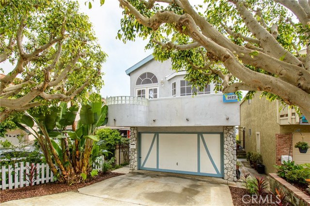 1622 Carver Street, Redondo Beach, California 90278, 3 Bedrooms Bedrooms, ,2 BathroomsBathrooms,Residential,Sold,Carver,SB17258691