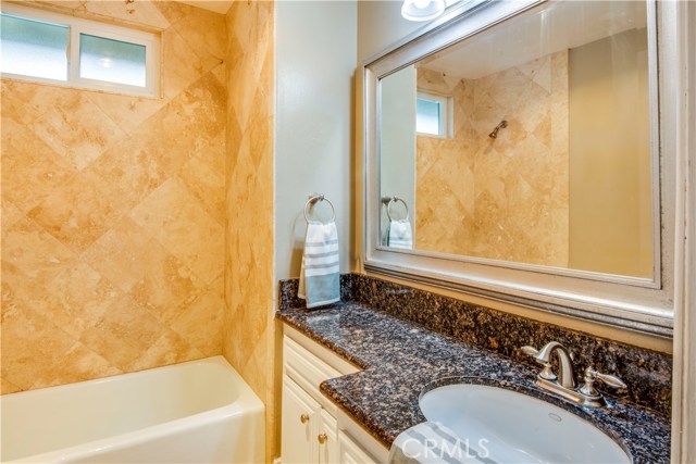 1007 Blossom Lane, Redondo Beach, California 90278, 3 Bedrooms Bedrooms, ,2 BathroomsBathrooms,Residential,Sold,Blossom,SB19037729