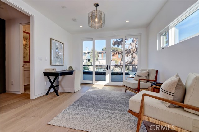 2105 Agnes Road, Manhattan Beach, California 90266, 5 Bedrooms Bedrooms, ,4 BathroomsBathrooms,Residential,Sold,Agnes,SB18264346