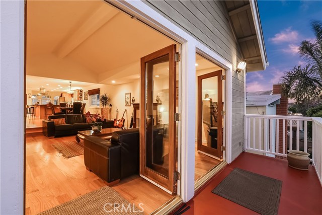 1802 Harper Avenue, Redondo Beach, California 90278, 3 Bedrooms Bedrooms, ,3 BathroomsBathrooms,Residential,Sold,Harper,SB18227443