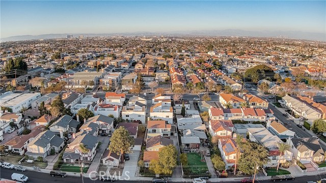 2215 Huntington Lane, Redondo Beach, California 90278, 3 Bedrooms Bedrooms, ,2 BathroomsBathrooms,Residential,Sold,Huntington,PW21010737