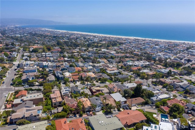 926 Duncan Place, Manhattan Beach, California 90266, 4 Bedrooms Bedrooms, ,2 BathroomsBathrooms,Residential,Sold,Duncan,SB20129589