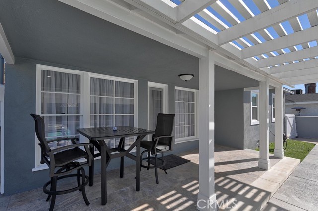 3 Bed Home for Sale in Sun Valley, California