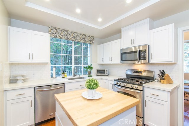 2 Bed Home for Sale in Los Angeles, California
