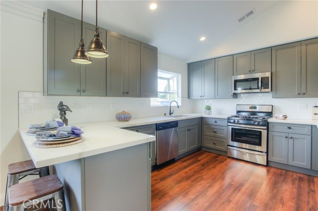 2615 Nelson Avenue, Redondo Beach, California 90278, 3 Bedrooms Bedrooms, ,2 BathroomsBathrooms,Residential,Sold,Nelson,SB18026693