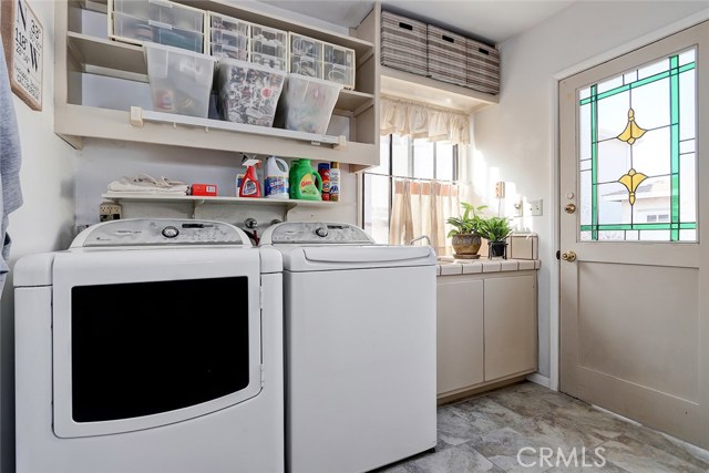 1031 Avenue D, Redondo Beach, California 90277, 3 Bedrooms Bedrooms, ,1 BathroomBathrooms,Residential,Sold,Avenue D,SB19263186