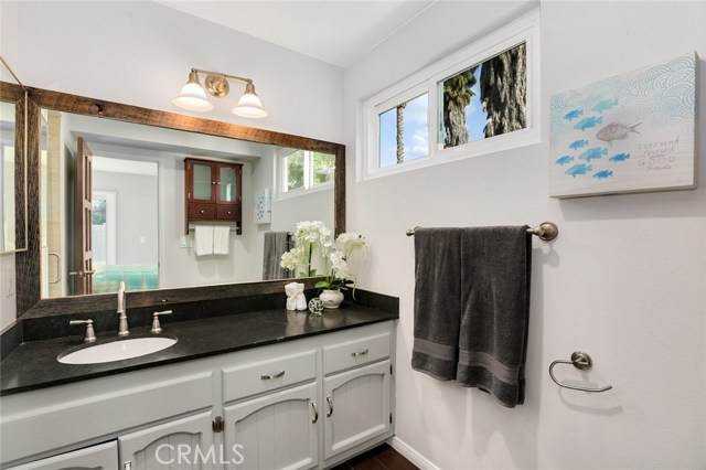 710 Guadalupe Avenue, Redondo Beach, California 90277, 2 Bedrooms Bedrooms, ,1 BathroomBathrooms,Residential,Sold,Guadalupe,SB18012304