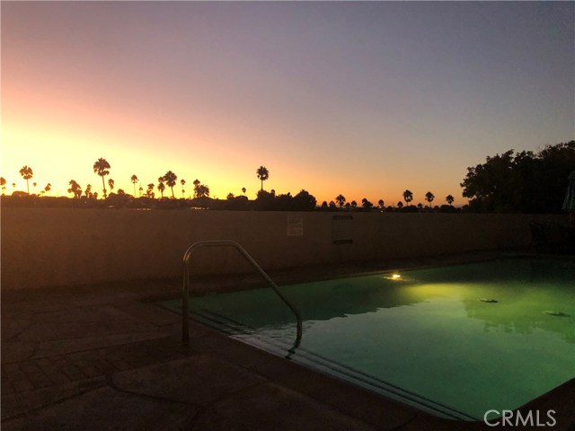 2289 190th Street, Redondo Beach, California 90278, 2 Bedrooms Bedrooms, ,1 BathroomBathrooms,Residential,Sold,190th,SB19237039