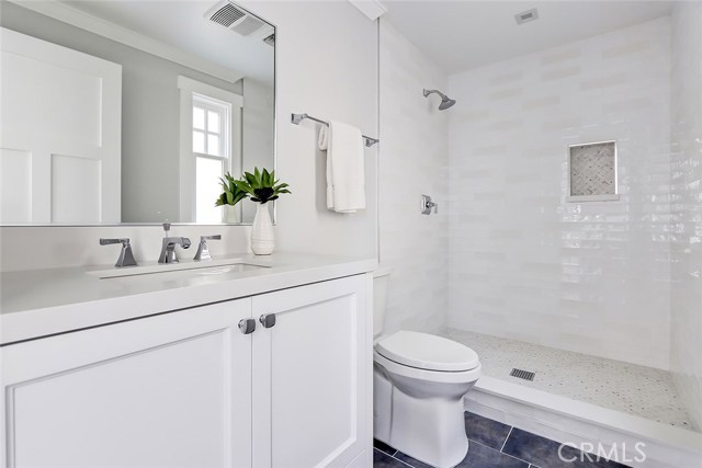2205 Vista, Manhattan Beach, California 90266, 4 Bedrooms Bedrooms, ,3 BathroomsBathrooms,Residential,Sold,Vista,SB20089456