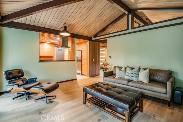 15 Margate Square, Palos Verdes Estates, California 90274, 3 Bedrooms Bedrooms, ,2 BathroomsBathrooms,Residential,Sold,Margate,SB21026966