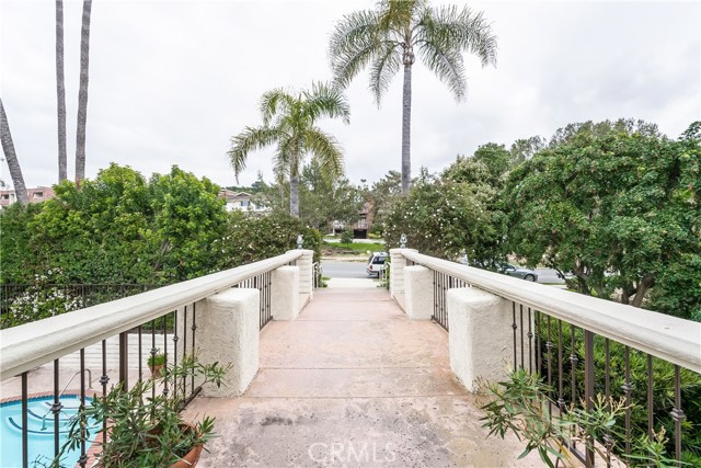 2337 Palos Verdes Drive, Palos Verdes Estates, California 90274, 2 Bedrooms Bedrooms, ,2 BathroomsBathrooms,Residential,Sold,Palos Verdes,SB17058095