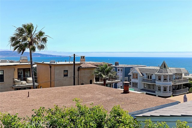 2604 Alma Avenue, Manhattan Beach, California 90266, 2 Bedrooms Bedrooms, ,2 BathroomsBathrooms,Residential,Sold,Alma,SB17147028