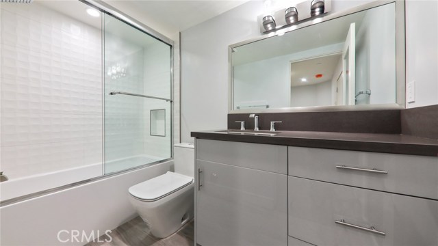 1700 Carlson Ln, Redondo Beach, California 90278, 3 Bedrooms Bedrooms, ,3 BathroomsBathrooms,Residential,Sold,Carlson Ln,PV20186128