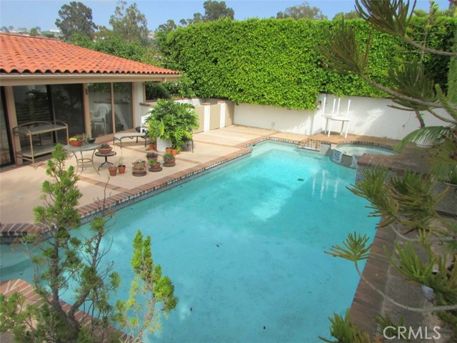 1413 Via Davalos, Palos Verdes Estates, California 90274, 5 Bedrooms Bedrooms, ,2 BathroomsBathrooms,Residential,Sold,Via Davalos,PV21028536