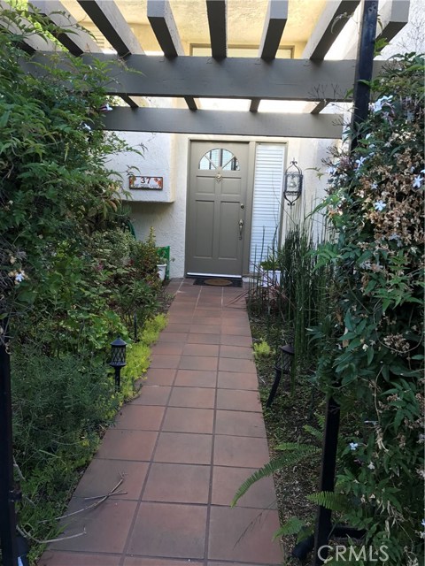 37 Oaktree Lane, Rolling Hills Estates, California 90274, 2 Bedrooms Bedrooms, ,3 BathroomsBathrooms,Residential,Sold,Oaktree,PV17081365