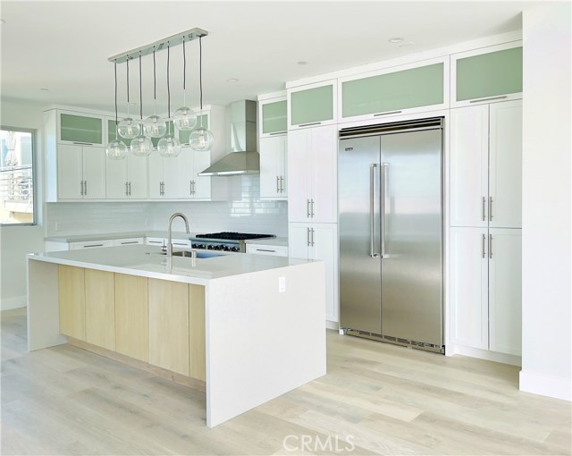 208 Moonstone Street, Manhattan Beach, California 90266, 3 Bedrooms Bedrooms, ,3 BathroomsBathrooms,Residential,Sold,Moonstone,SB20215113