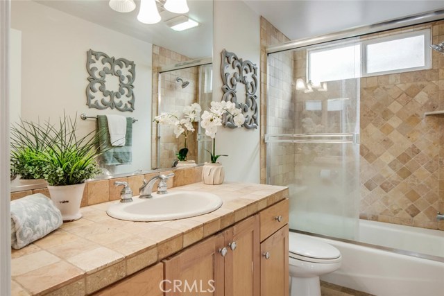 2419 Grant Avenue, Redondo Beach, California 90278, 3 Bedrooms Bedrooms, ,2 BathroomsBathrooms,Residential,Sold,Grant,SB18097763