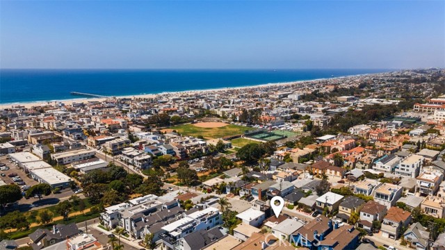 654 8th Street, Hermosa Beach, California 90254, 3 Bedrooms Bedrooms, ,1 BathroomBathrooms,Residential,Sold,8th,OC21085507