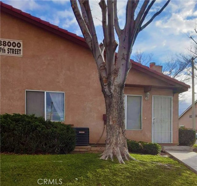 38000 17th ST E #1, Palmdale, CA 93550