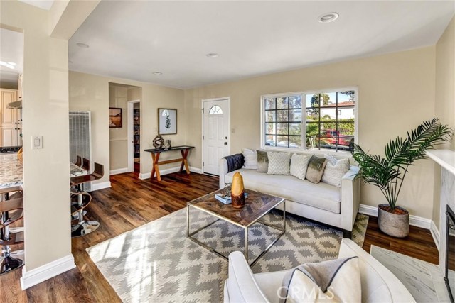 1651 23rd Street, Manhattan Beach, California 90266, 3 Bedrooms Bedrooms, ,1 BathroomBathrooms,Residential,Sold,23rd,PV20240193