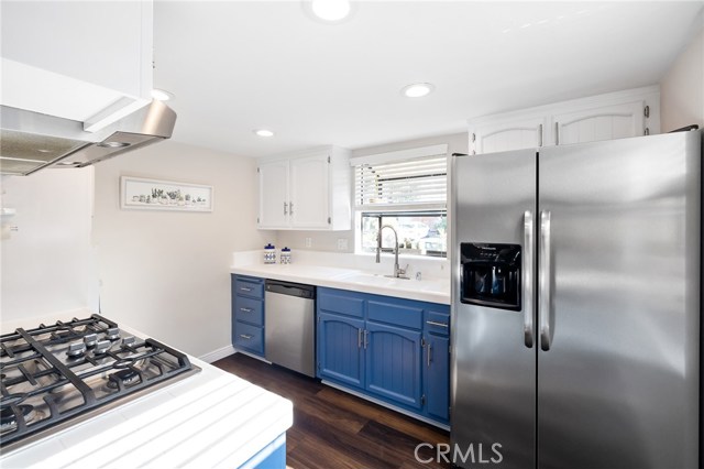 2701 Voorhees Avenue, Redondo Beach, California 90278, 2 Bedrooms Bedrooms, ,2 BathroomsBathrooms,Residential,Sold,Voorhees,SB20156888