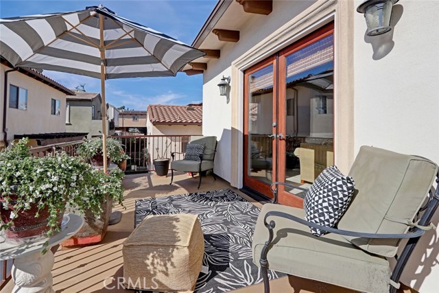 502 Juanita Avenue, Redondo Beach, California 90277, 3 Bedrooms Bedrooms, ,3 BathroomsBathrooms,Residential,Sold,Juanita,SB18028945