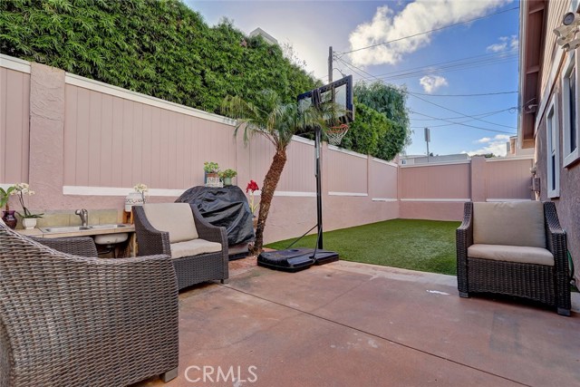 1406 Rindge Lane, Redondo Beach, California 90278, 4 Bedrooms Bedrooms, ,2 BathroomsBathrooms,Residential,Sold,Rindge,SB19002197