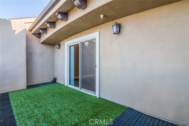 2702 Gates Avenue, Redondo Beach, California 90278, 4 Bedrooms Bedrooms, ,3 BathroomsBathrooms,Residential,Sold,Gates,SB19028485