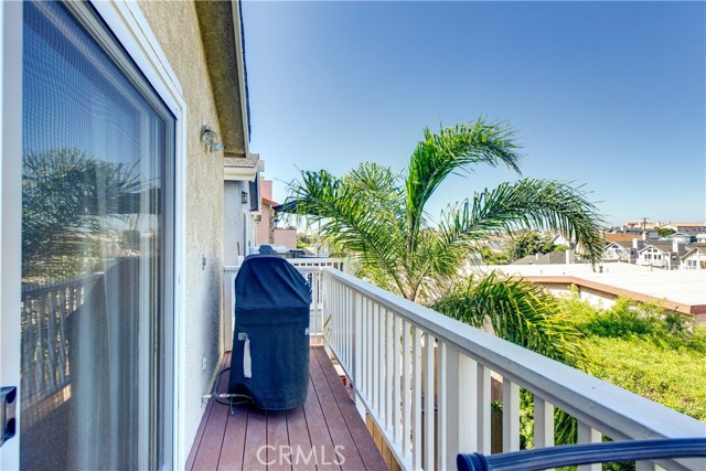 1626 Stanford Avenue, Redondo Beach, California 90278, 3 Bedrooms Bedrooms, ,2 BathroomsBathrooms,Residential,Sold,Stanford,SB19199450