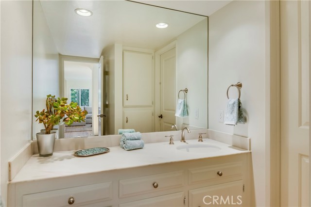 2609 Via Valdes, Palos Verdes Estates, California 90274, 4 Bedrooms Bedrooms, ,3 BathroomsBathrooms,Residential,Sold,Via Valdes,PV17070096