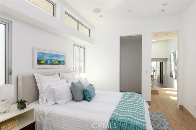 212 The Strand, Hermosa Beach, California 90254, 5 Bedrooms Bedrooms, ,1 BathroomBathrooms,Residential,Sold,The Strand,SB20000113