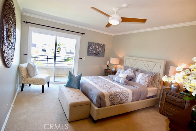 700 Esplanade, Redondo Beach, California 90277, 2 Bedrooms Bedrooms, ,2 BathroomsBathrooms,Residential,Sold,Esplanade,PW17170897