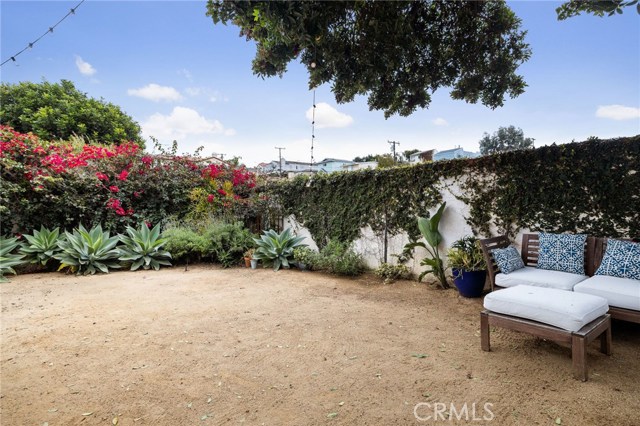 1708 Spreckels Lane, Redondo Beach, California 90278, 3 Bedrooms Bedrooms, ,2 BathroomsBathrooms,Residential,Sold,Spreckels,SB20220711