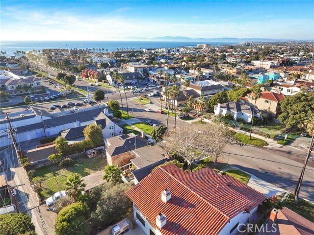 512 Knob Hill Avenue, Redondo Beach, California 90277, 4 Bedrooms Bedrooms, ,2 BathroomsBathrooms,Residential,Sold,Knob Hill,SB21044060