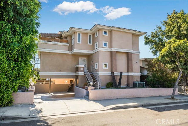 2605 Inglewood Avenue, Redondo Beach, California 90278, 4 Bedrooms Bedrooms, ,1 BathroomBathrooms,Residential,Sold,Inglewood,SB18180144